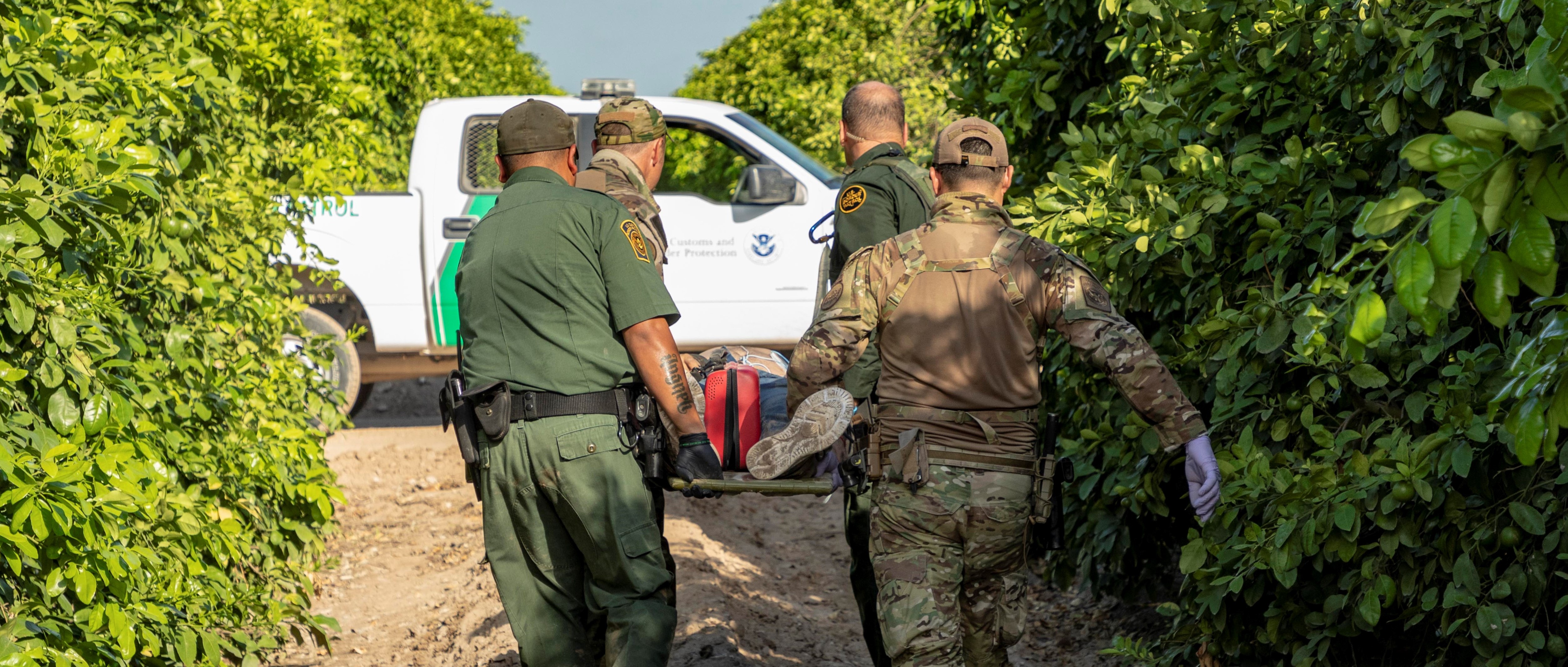 Border Patrol renders medical aid
