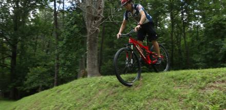 Photo of CBP mountain biker in competition.