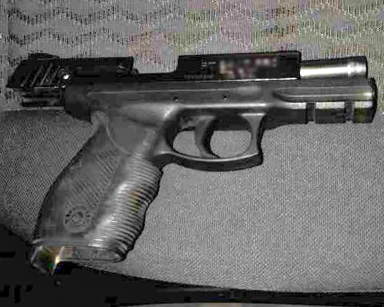 U.S. citizen was found to be in possession of a stolen fire arm at an immigration checkpoint.