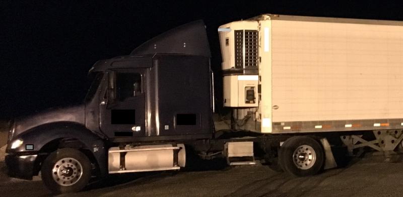 30 immigrants were locked inside this tractor-trailer.