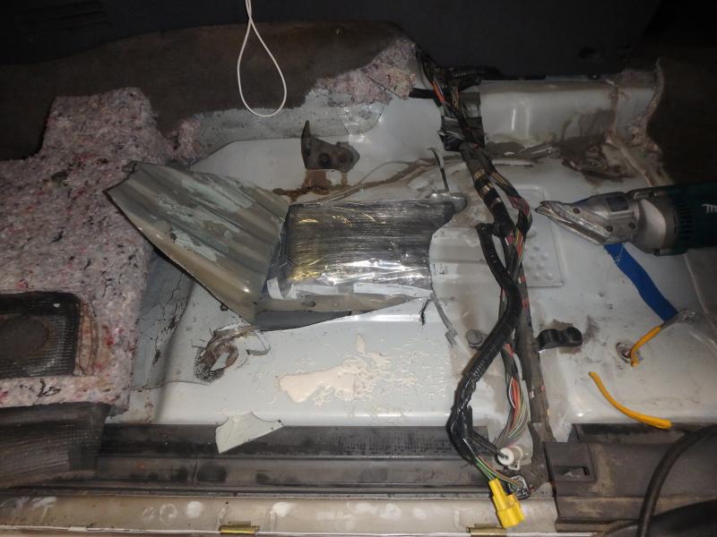 CBP officers snag $1M of cocaine hidden in floor of SUV.
