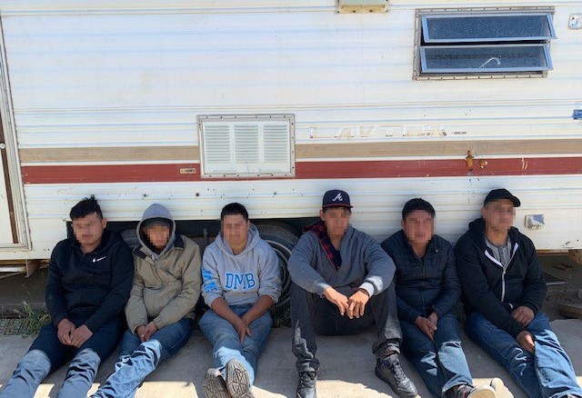 Yuma agents arrested 6 migrants after they were discovered in a local stash house.