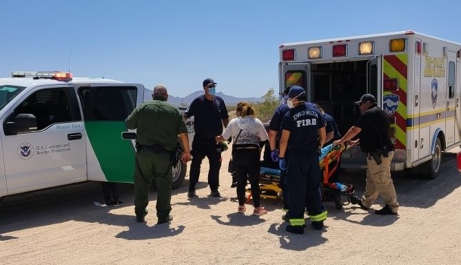 Agents transported a group of migrants, including an 11-year-old, who lost consciousness to EMS after encountering them