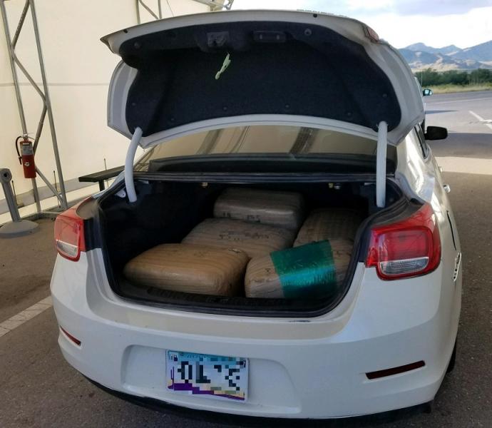 Agents arrested a Tucson man for attempting to smuggle more than 100 pounds of marijuana 