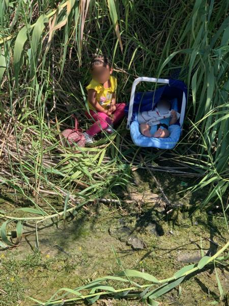 Border Patrol agents encountered two Honduran children abandoned on the Rio Grande.