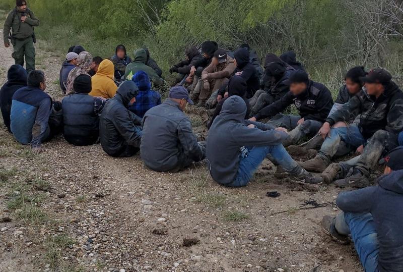Agents apprehended a group of 51 individuals, all citizens of Mexico.