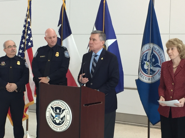 CBP Commissioner R. Gil Kerlikowske announces the expansion of Mobile Passport Control at Houston airports. From left: CBP Port Director Charles Perez, Director of Field Operations in Houston Jud Murdock, Commissioner Kerlikowske, and American Council of International Airport-North executive VP America Debby McElroy.