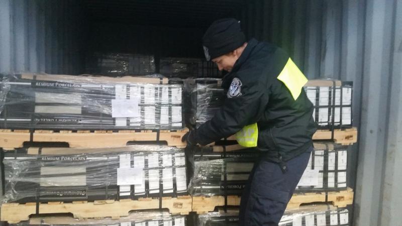 CBPAS inspecting cargo POE Savannah