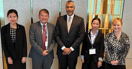 Saunders pictured with the Cambodian delegation